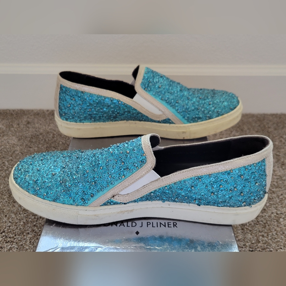 Shoes - Picture 3 of 5
